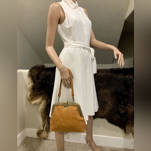 Handmade Genuine Leather Embossed Leaves Metal Push-lock Shoulder Bag/Crossbody - Picture 5 of 16